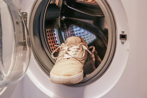 How To Clean White Shoes: DIY, Baking Soda, Hacks - Cleaning and ...