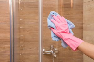 Sparkling Shower Doors | Secret to Sparkling Shower Doors | Shower Doors | Cleaning Hacks | Shower Cleaning Hacks | Tips and Tricks for Cleaning the Shower | How To Clean Shower Doors