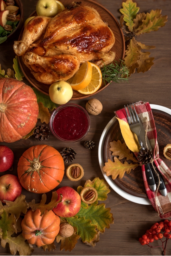 A progressive Friendsgiving party is the perfect way to celebrate this Thanksgiving season with your neighbors. Check out these amazing tips for throwing a perfect progressive Friendsgiving party. 