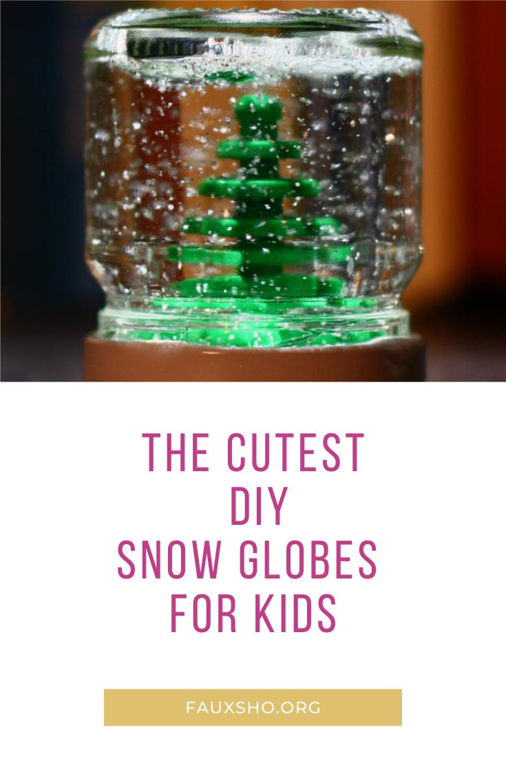Look no further for a great holiday DIY because these snow globes are your answer! From ornaments to keepsake pictures, there are a ton of possibilities. Come check them out! #FauxShoBlog #DIYSnowGlobeTutorial #ChristmasSnowGlobe #HowToMakeaSnowGlobe