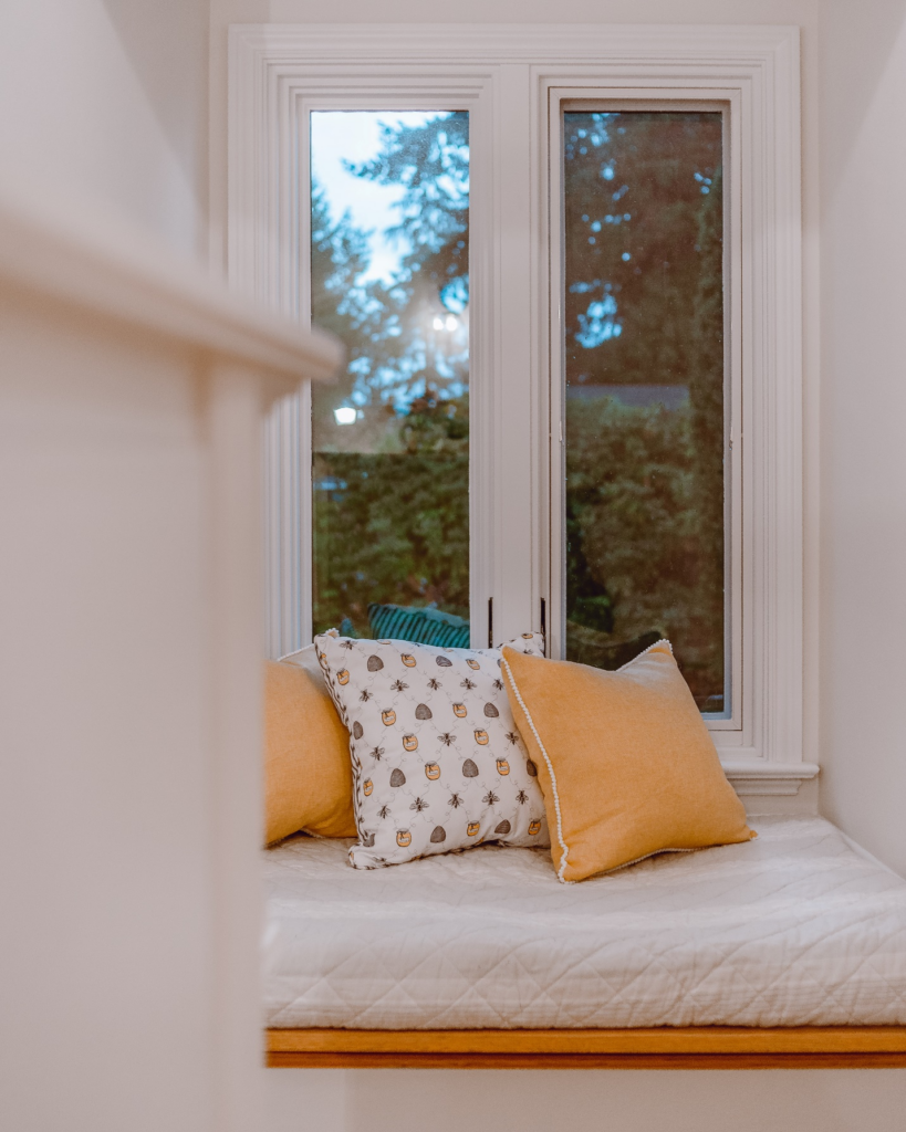 Building a DIY window seat for your home